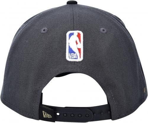 Jrue Holiday Milwaukee Bucks İmzalı Yeni Dönem 2021 NBA Finalleri Şampiyonu Şapkası-İmzalı NBA Şapkaları