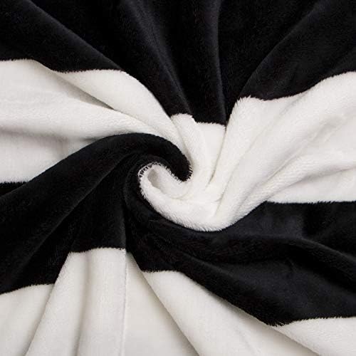 NTBAY Flanel Atmak Battaniye, Süper Yumuşak ile Siyah ve Beyaz Şerit (51 x 68)
